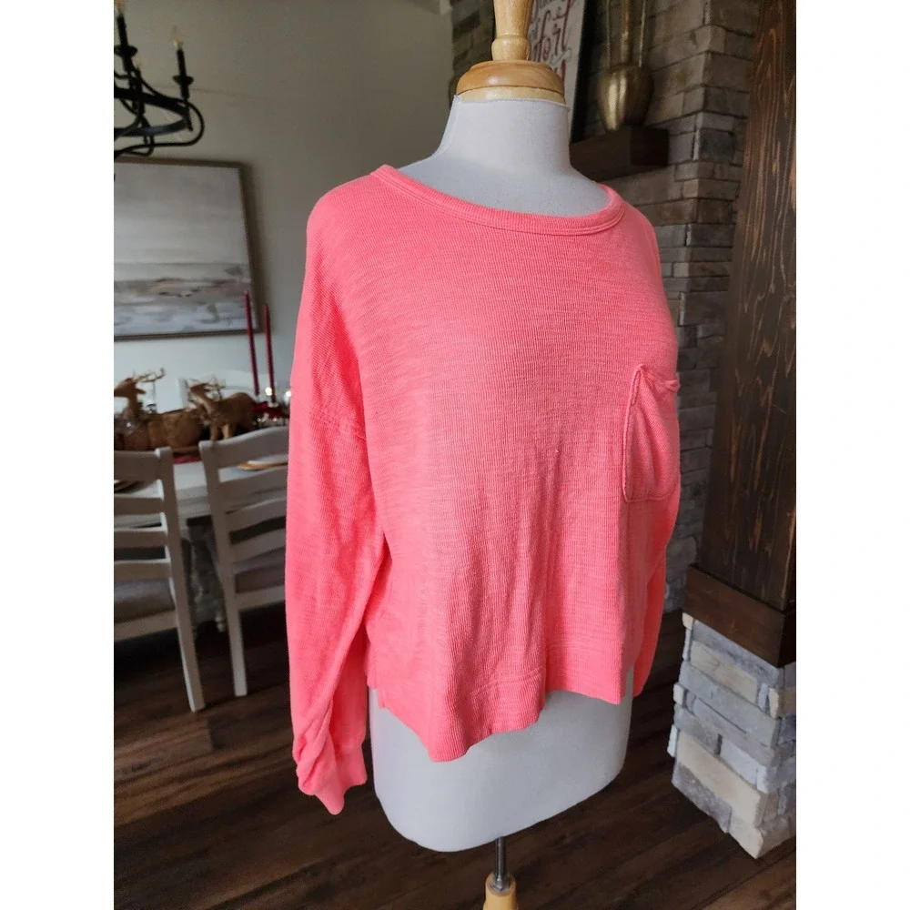 Aerie Coral‎ Pink Cropped Long Sleeve Pocket T Shirt Women Size S